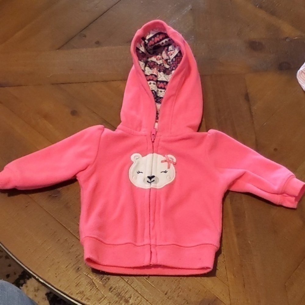 🐻    Carter's jacket size Newborn